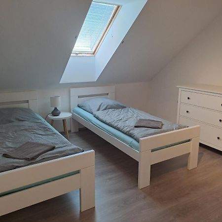 Apartmany U Zamecku Hlohovec Exteriör bild