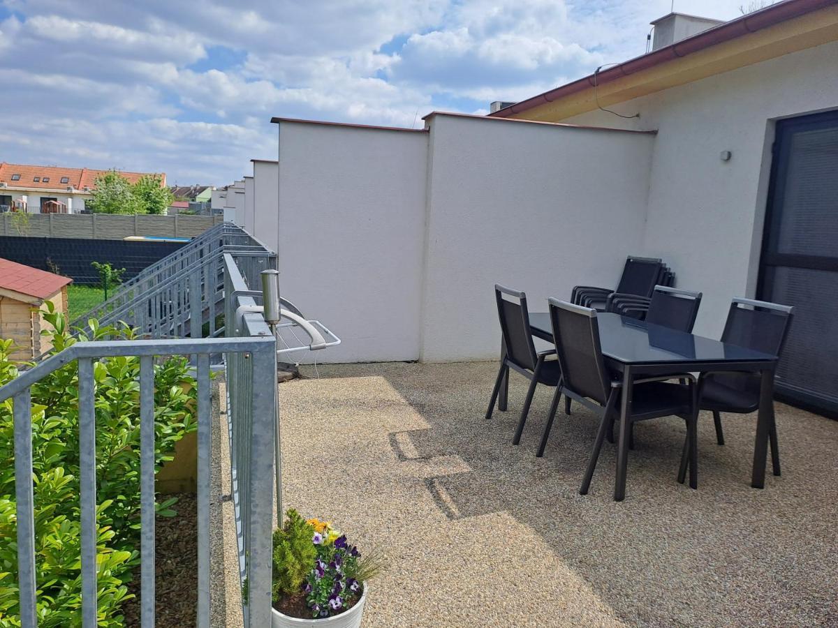 Apartmany U Zamecku Hlohovec Exteriör bild