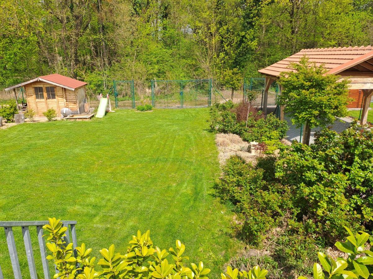 Apartmany U Zamecku Hlohovec Exteriör bild