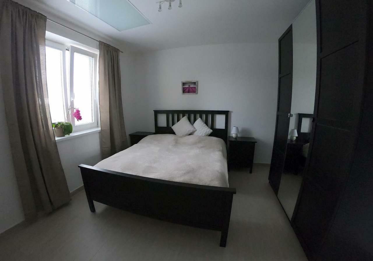 Apartmany U Zamecku Hlohovec Exteriör bild